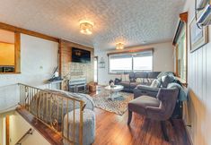 其他 3 Beachfront Anderson Island Escape: Rainier Views!