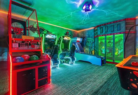 Lainnya Orlando Resort Retreat Theme Park Haven 8 Bedroom Home by Overmoon