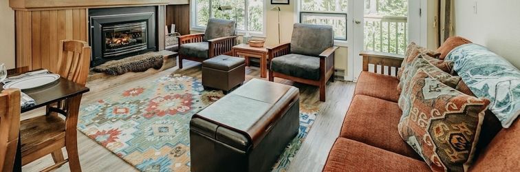 Others 82sw - Fireplace - W/d - Kitchen - Sleeps 4 2 Bedroom Condo by RedAwning