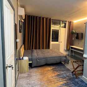 Room 1 มูจิ รีแลกซ์ ลาสซอมมัวร์ 402, โรงแรม & ที่พัก Let's Relax Spa - Ratchadaphisek (Ibis)