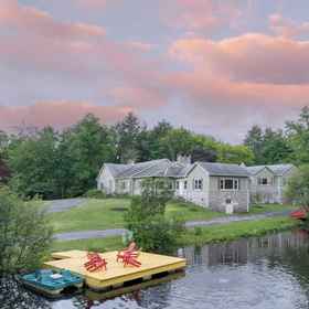 Primary image1Game Farm Villa by Avantstay 10bdr, Private Pond, Spa, Pool Family-friendly,Bailiwick Ranch and Zoo飯店