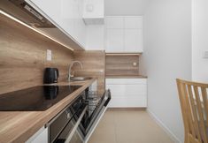 อื่นๆ 5 Wrocław Apartment for 4 by Renters