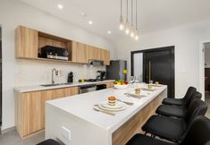 Others 3 Brand NEW 3br2ba w Private Pool Amazing Location
