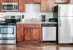 Others 4 Cozysuites Music Row Chic 1BR w Free Parking 42