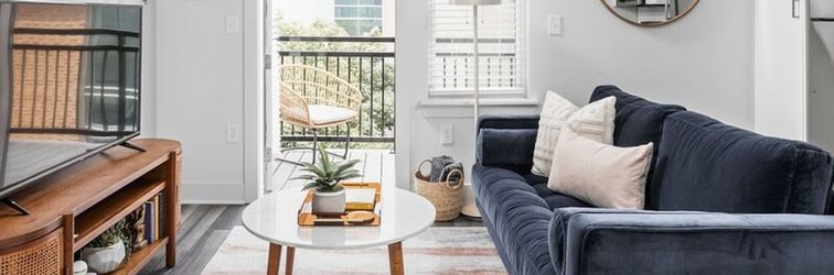 Lain-lain Explore Indy From an Urban Cozysuites Oasis