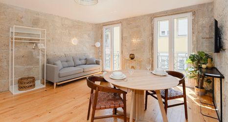 Others 2 Liiiving In Gaia - The Wine Side