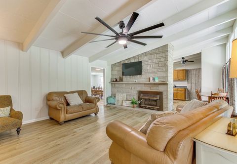 Others Expansive Florence Home ~ 6 Mi to Downtown!