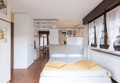 Lain-lain 5 Casa Saronni by Wonderful Italy