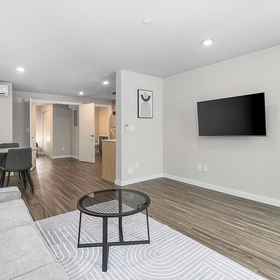 Primary image1Dancing Wings Retreat Walker Paradise,金郡公寓