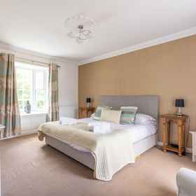Room 1 Village House - North East Escapes, Ovingham Hotels