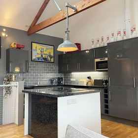 Room1Stylish Tasteful 2bed 2bath Central Townhouse,Deviock飯店