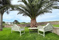 Others 6 Gorgeous Spacious Bungalow Serene Garden Parking