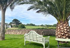 Others 3 Gorgeous Spacious Bungalow Serene Garden Parking