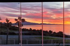 Others Captivating 2-bed Apartment First Line Beach