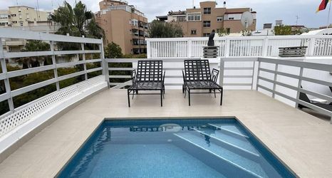 Others 2 Pent-house, 3 Bedroom, Sleeps 6, Parking