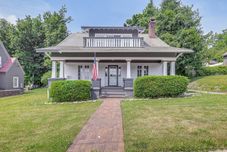 อื่นๆ Charming Ticonderoga Home - Walk to Downtown!