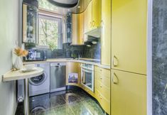 Lain-lain 7 City Center Twarda 62A