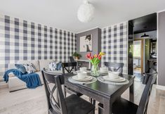 Lain-lain 5 City Center Twarda 62A