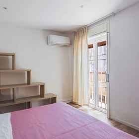 Room 1 Ibiscus Apartment with Terrace, Santuario della Madonna delle Lacrime Hotels