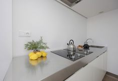 อื่นๆ 3 Bright Apartment for 4 by Renters