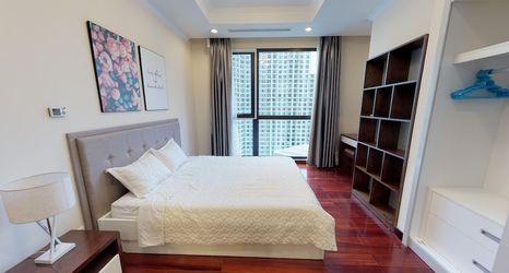 Others 2 Luxury Condotel in Vinhomes Royal City