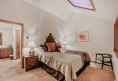 Others 2 91sw - Wi-fi - Pets Ok - Sleeps 6 2 Bedroom Condo by RedAwning