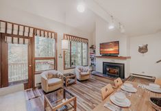 その他 4 91sw - Wi-fi - Pets Ok - Sleeps 6 2 Bedroom Condo by RedAwning