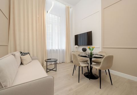 อื่นๆ Bright Apartment for 4 People by Renters