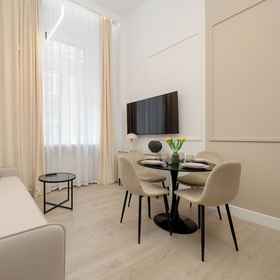 Primary image 1 ブライト アパートメント フォー 4 ピープル バイ レンターズ, ヴロツワフ大学 ホテル