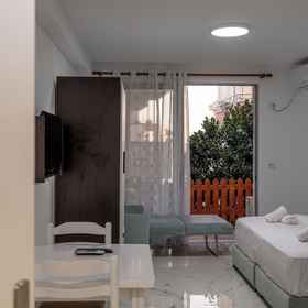 Room1Star&Sea Saranda，Komuna e Picarit飯店