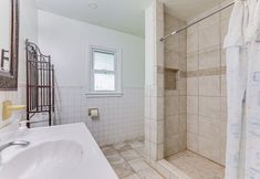 기타 2 Alpharetta Home w/ Patio & Yard ~ 3 Mi to Downtown