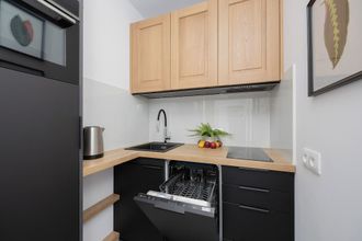 Lainnya 4 Beige Apartment Near Center by Renters