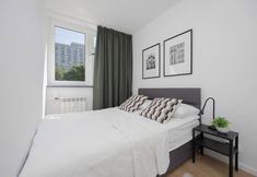 Others 3 Beige Apartment Near Center by Renters