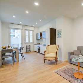 Room 1 Casa Angerin 3 in Alassio, โรงแรม & ที่พัก Muretto di Alassio