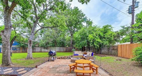 Others 2 9 Mi to Dtwn: Fort Worth Home w/ Patio & Yard