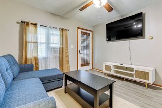 Others 4 North Tonawanda Apartment ~ 11 Mi to Niagara Falls