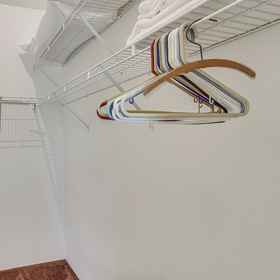 Interior 1 Waterfront Shady Cove Home w/ Fishing Deck!, Hotel Jackson County