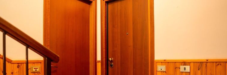 อื่นๆ Scarlet Apartment with Garden