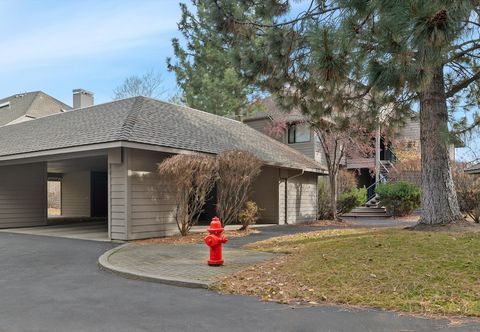 Lain-lain Riverview Hideaway