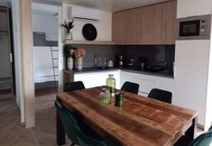 其他 4 Tidy Chalet With Dishwasher, 9 km From Maastricht