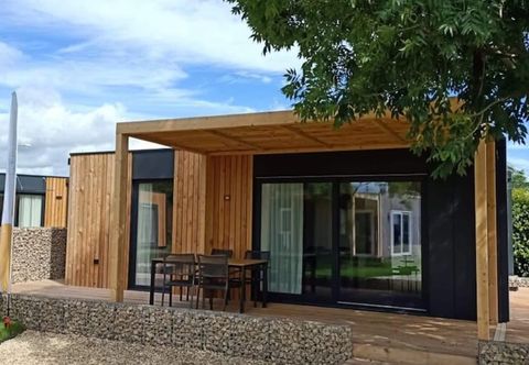 Lain-lain Nice Chalet With Terrace, 9 km From Maastricht