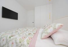 Others 6 Grzybowska Apartment by Renters Prestige