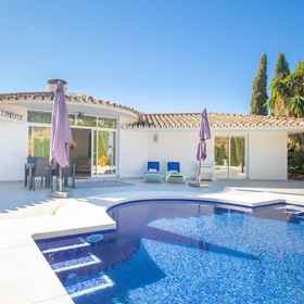 Room 1 Pool Villa Rancho Domingo Family Friendly, Benalmádena Hotels