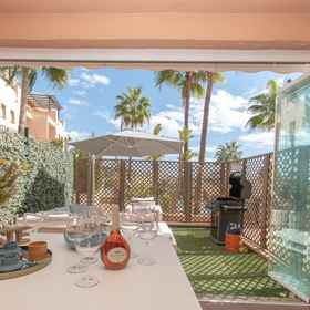 Room 1 Family Duplex Riviera With Pool, Alcaucín Hotels