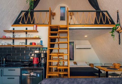 Others Natho LakeSide