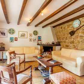 Room 1 Villa Olmo With Private Pool, Villa Acquedolci