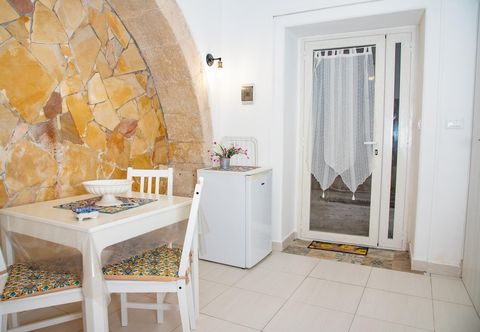 Others Nike Home 200m From Sea