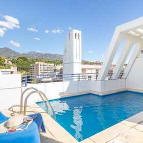 Room 1 Marbella Pool House Ph24 on sea Shore, Alcaucín Hotels