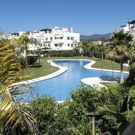 Room 1 ซันเซ็ท กอล์ฟ เพนท์เฮาส์, โรงแรม & ที่พัก Estepona