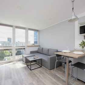 Primary image 1 Al. Jana Pawła II Apartment by Renters, Khách sạn Trung tâm dịch vụ ứng dụng Visa Trung Quốc